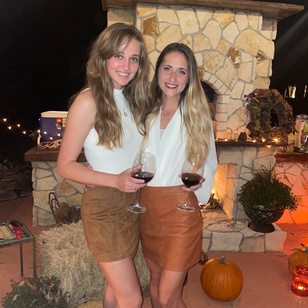 Meet your Posher, Alexandra